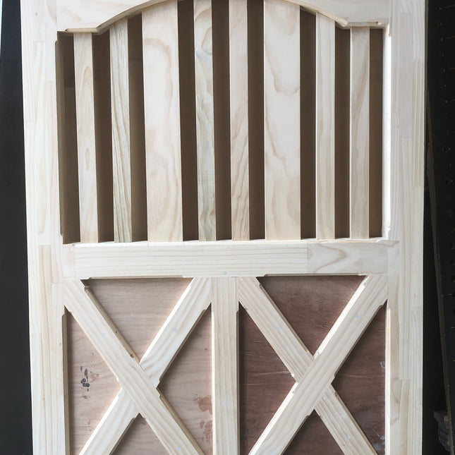 GT02 | Timber Gates | Made to Order